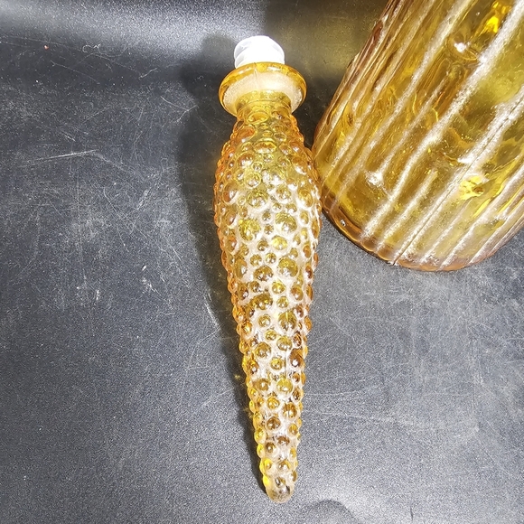 Elegant Vintage Empoli Amber Genie Glass Bottle - Picture 10 of 10